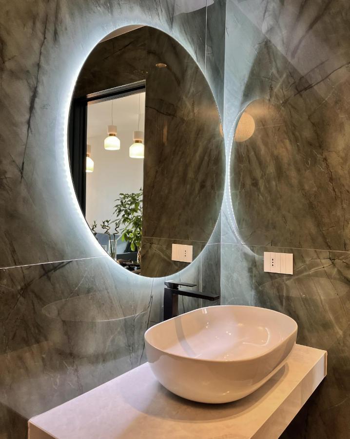 Yls Luxury Suites Milaan Buitenkant foto